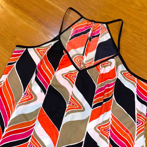 Trina Turk~M~Tank Top ModWave Silk Racerback Blouse Shirt ~Add Blazer - Picture 4 of 12